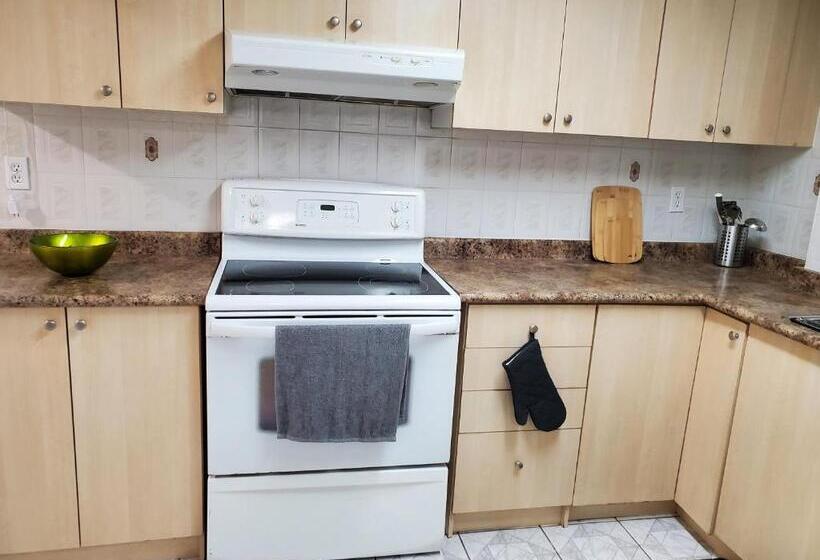 Home Stay Near The Airport