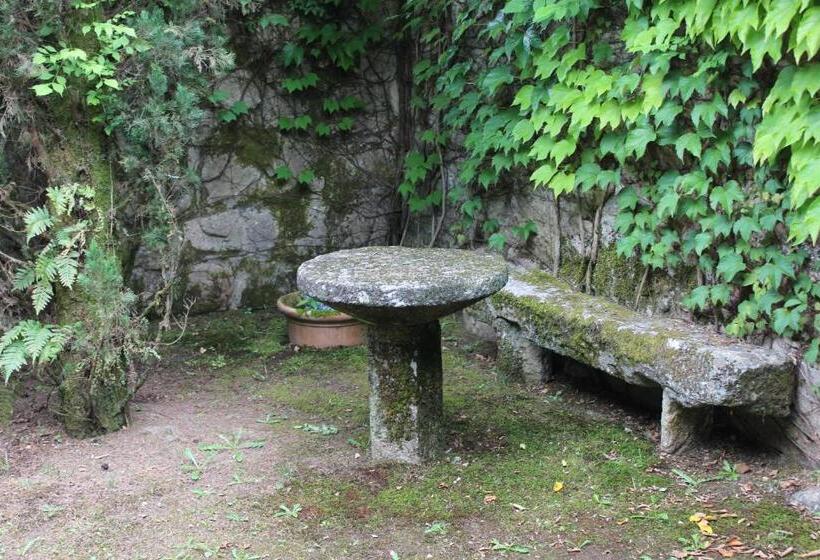 Espectacular Villa En Mondariz, Casa Mirabal