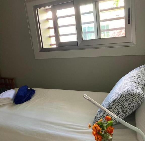 Espectacular Villa En Mondariz, Casa Mirabal