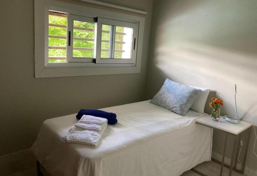 Espectacular Villa En Mondariz, Casa Mirabal