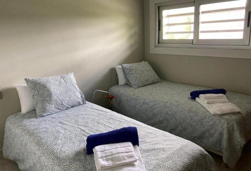 Espectacular Villa En Mondariz, Casa Mirabal