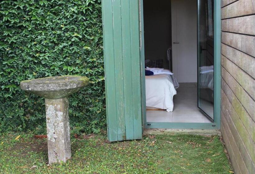 Espectacular Villa En Mondariz, Casa Mirabal