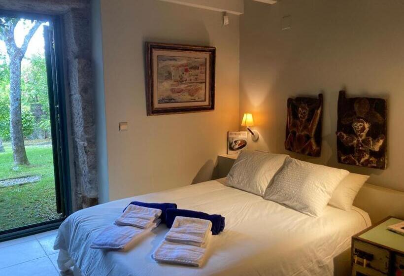 Espectacular Villa En Mondariz, Casa Mirabal