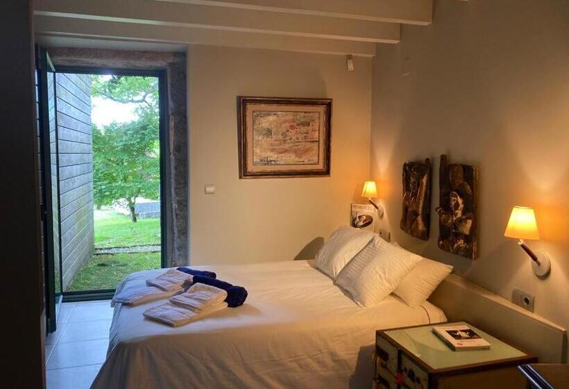 Espectacular Villa En Mondariz, Casa Mirabal