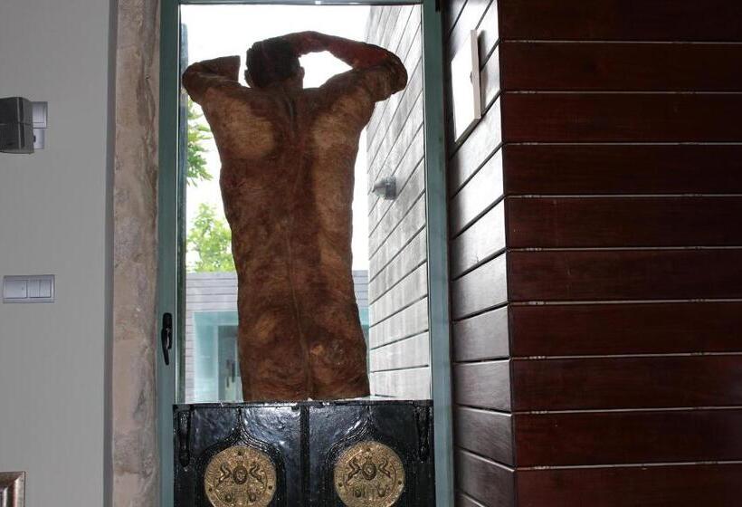 Espectacular Villa En Mondariz, Casa Mirabal