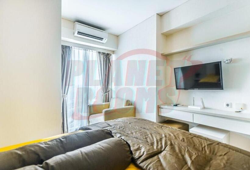 Отель 8rooms At Grand Kamala Lagoon