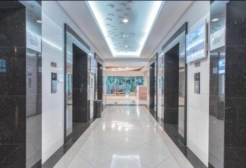 Отель 8rooms At Grand Kamala Lagoon