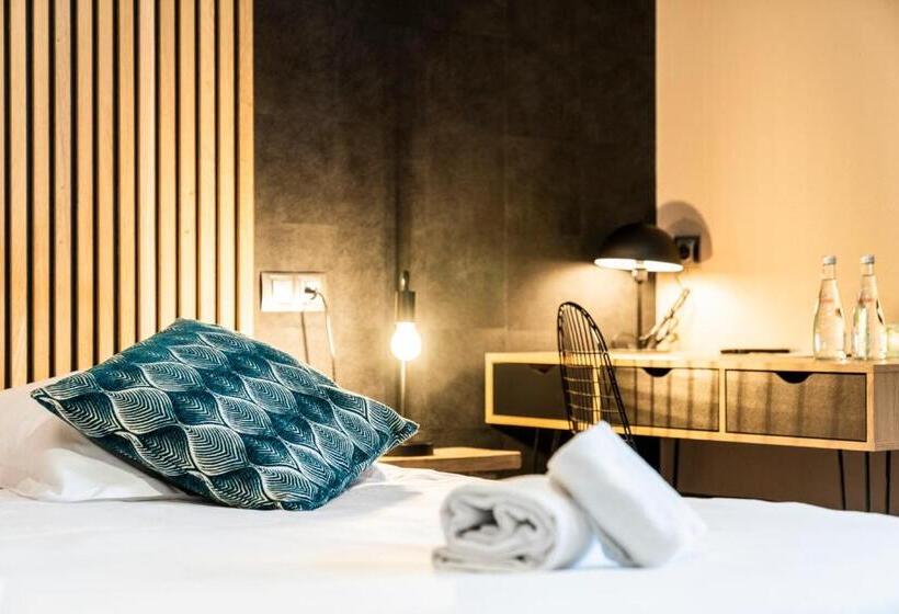 בית מלון כפרי Domaine Du Mont Saint Jean