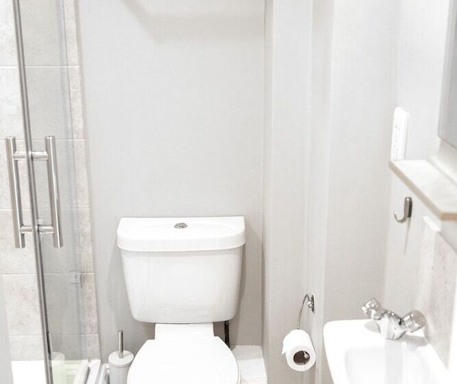 호텔 Saltwater Guest House