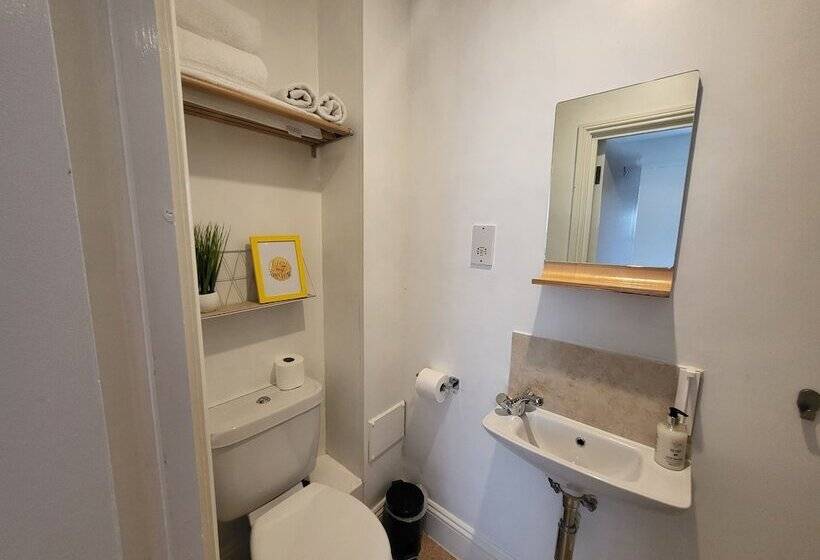 호텔 Saltwater Guest House