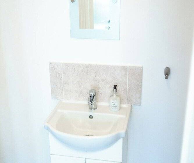 호텔 Saltwater Guest House