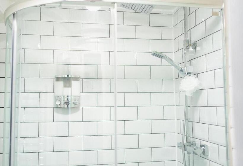 호텔 Saltwater Guest House