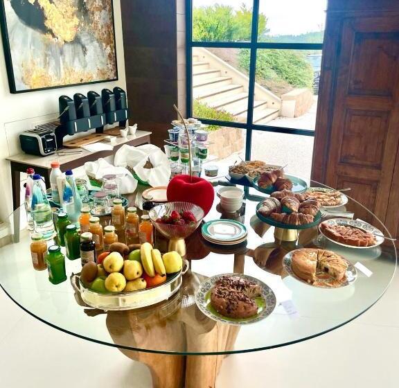 هتل Villa Francesca Relais