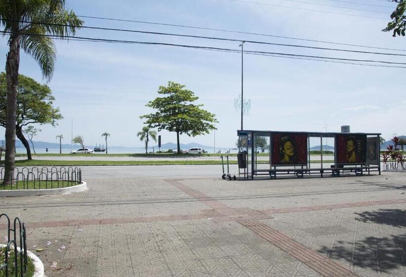 Joia De 1 Quarto A Poucos Passos Da Beiramar P693