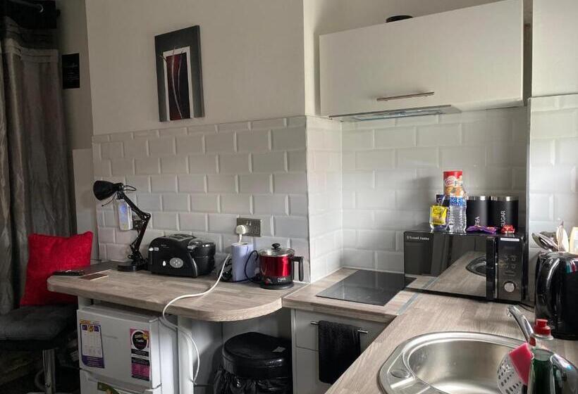 Limpenny Garden Flat