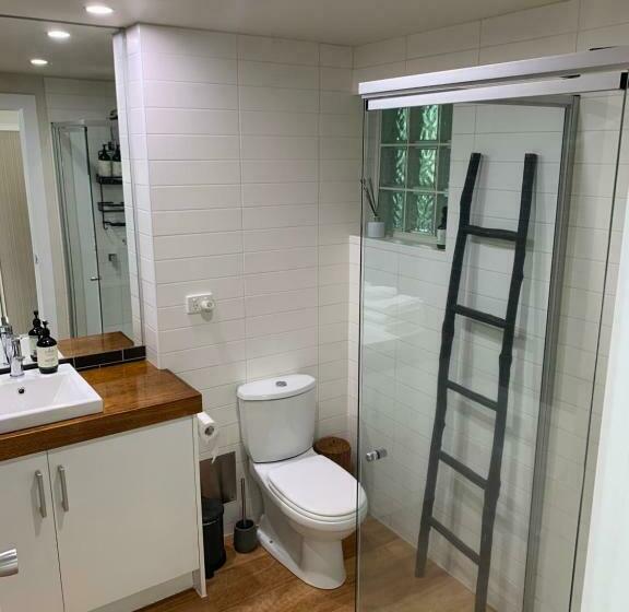 Lorne Studio Apartment