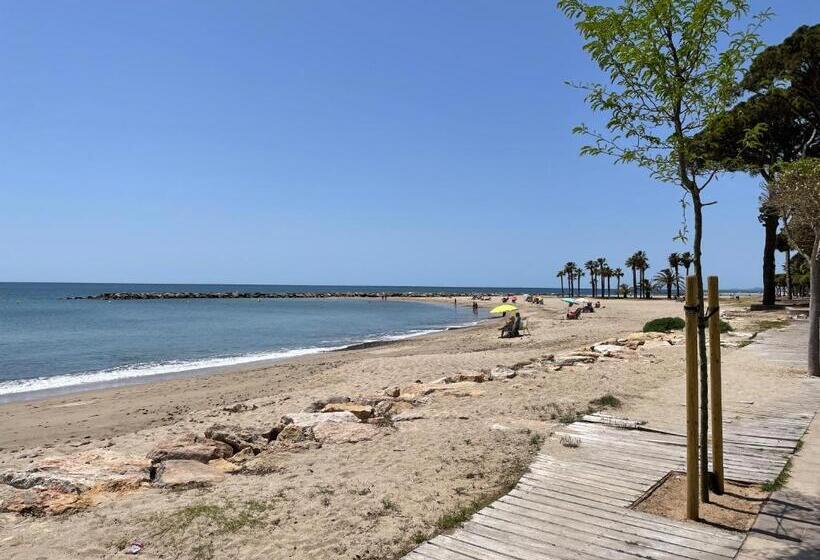 Myhost La Dorada Frente Al Mar