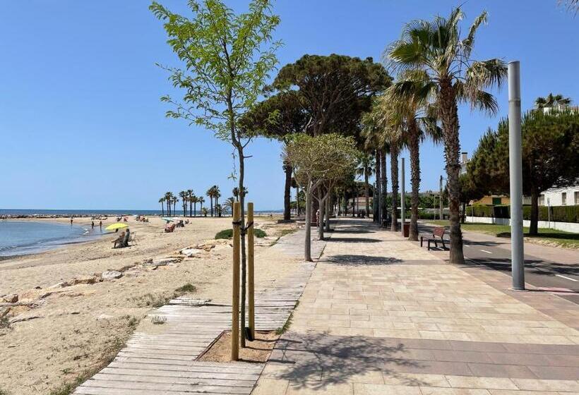 Myhost La Dorada Frente Al Mar