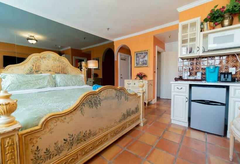 Palm Beach Island Condominiums