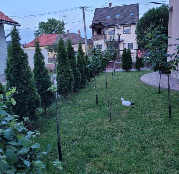 ペンション Anda Vendégház