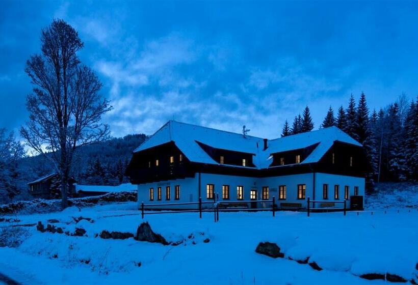 Пансион Dvůr Lískový Vrch