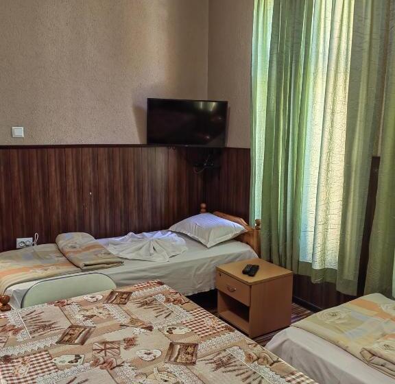 بنسيون Km!sofia   стаи за гости