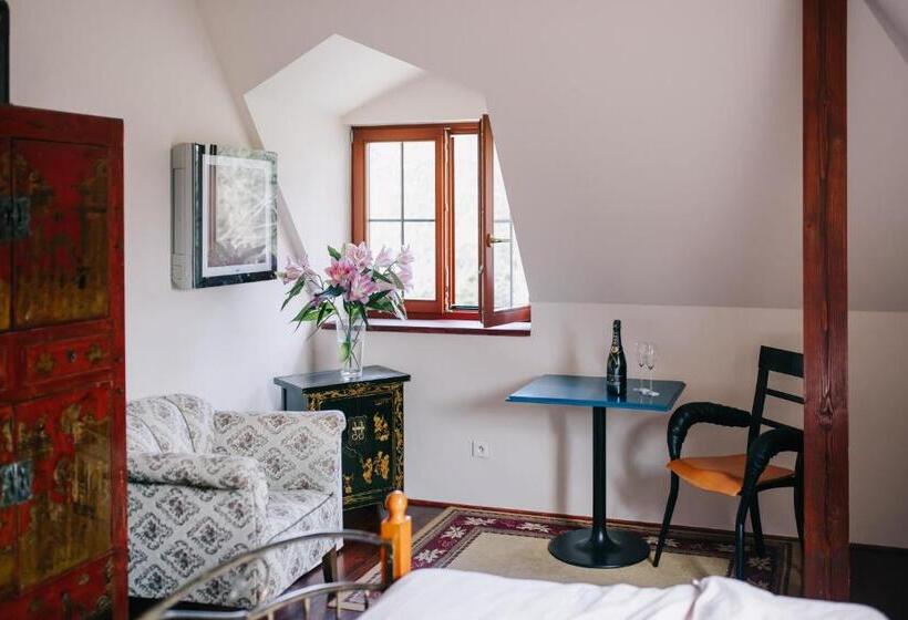 膳宿费 Penzion Na Staré Poště