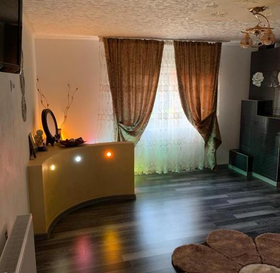 ペンション Vila  Melissa Cazare