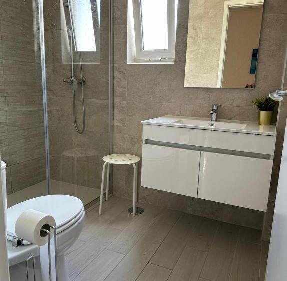 Quarteira Home Beach Férias Tranquilas A 1km Da Praia Totalmente Renovado