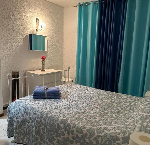 Quarteira Home Beach Férias Tranquilas A 1km Da Praia Totalmente Renovado