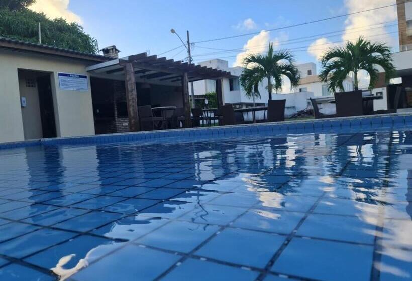 Relaxe Na Banheira De Hidromassagem Com Vista Mar