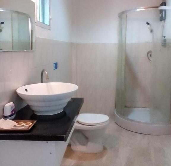 渡假胜地  Chareena Beachside