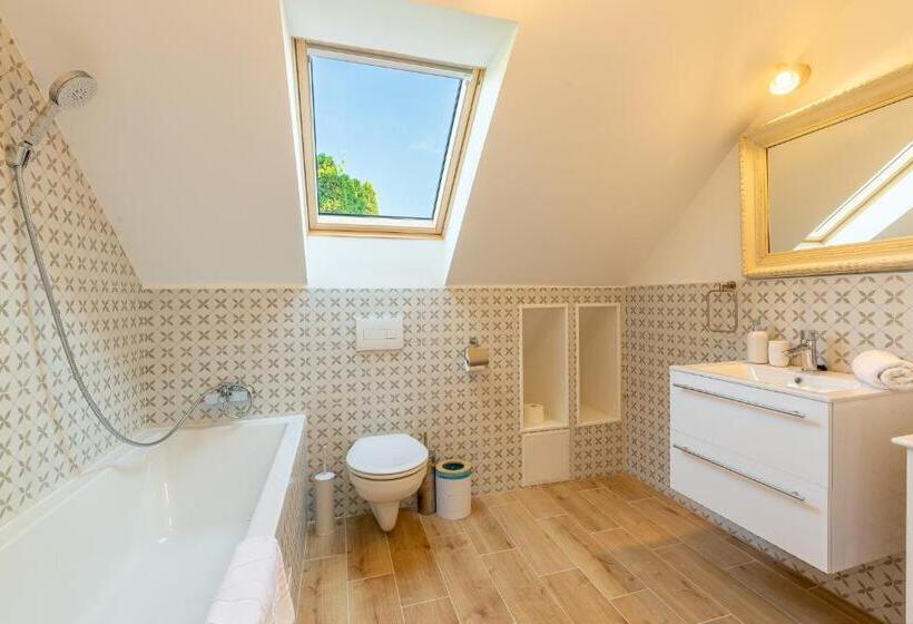 Villa Kőhegy Zamárdi By Bltn