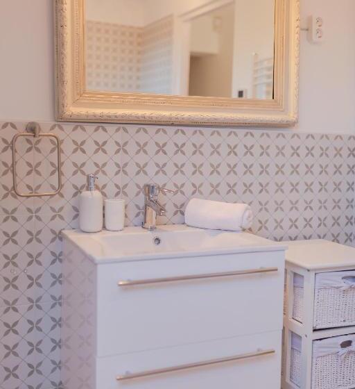 Villa Kőhegy Zamárdi By Bltn