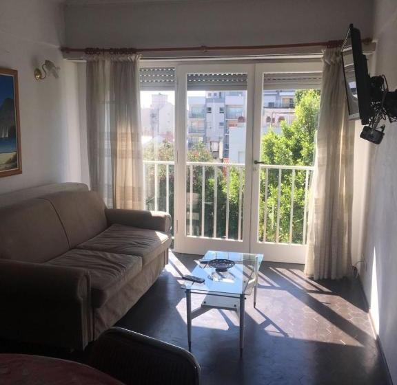 Hostel Playa Grande Suites