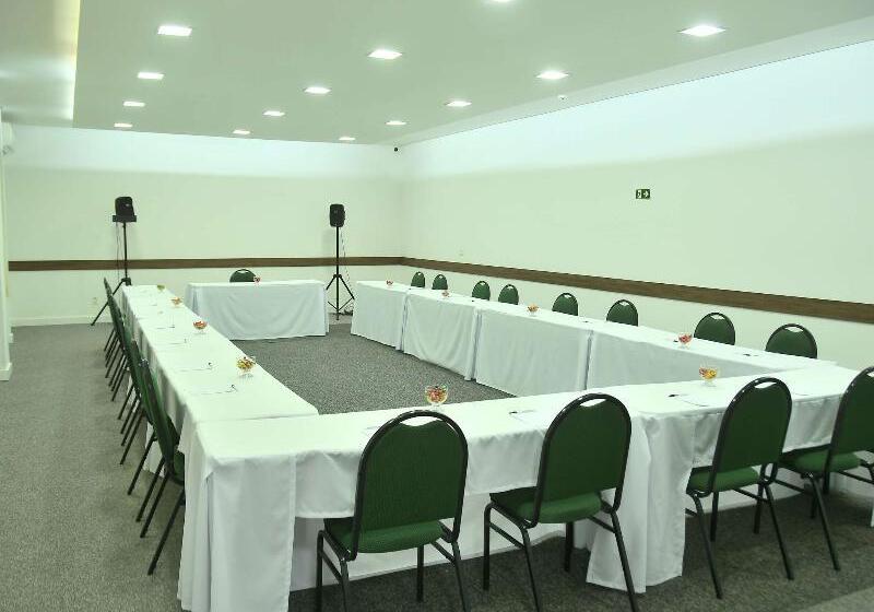 ホテル Araraquara By Mercure