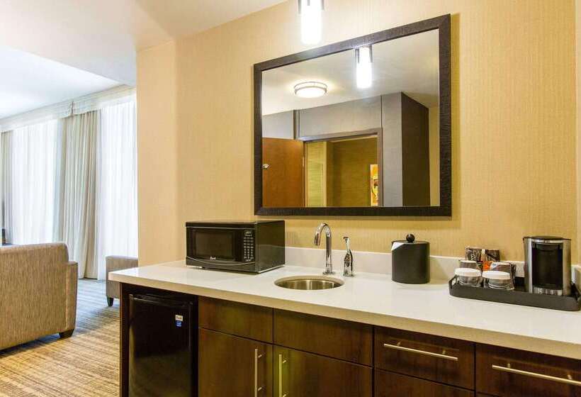 Cambria Hotel Plano   Frisco