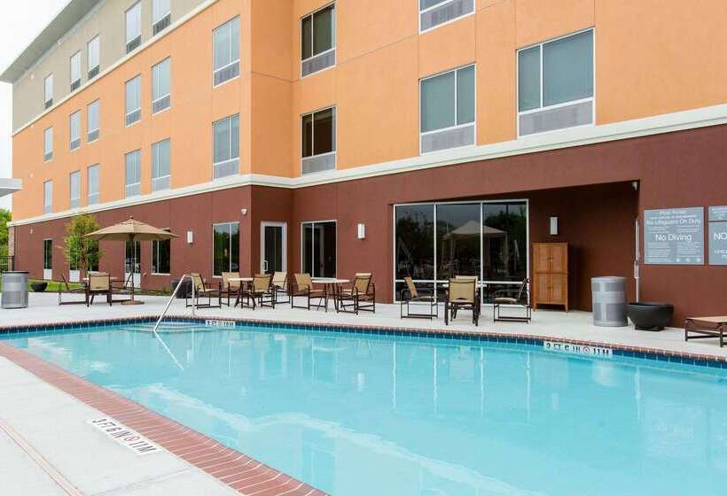 Cambria Hotel Plano   Frisco