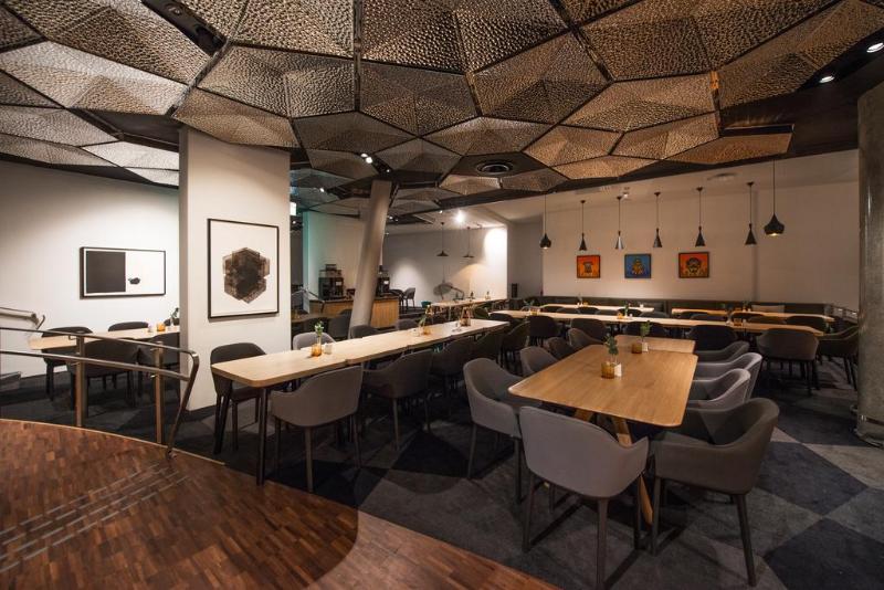 Clarion Hotel The Edge