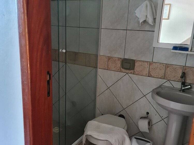 בית מלון כפרי Dell Osky