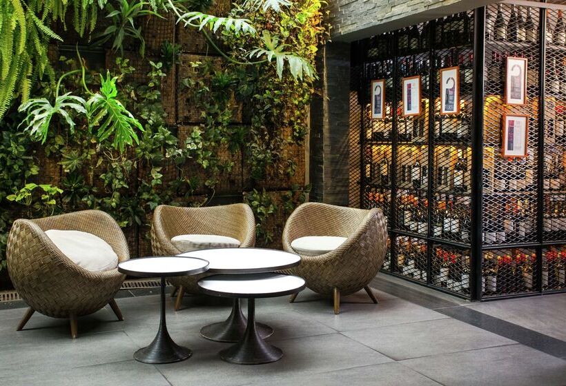 Doubletree By Hilton Hotel Santiago   Vitacura