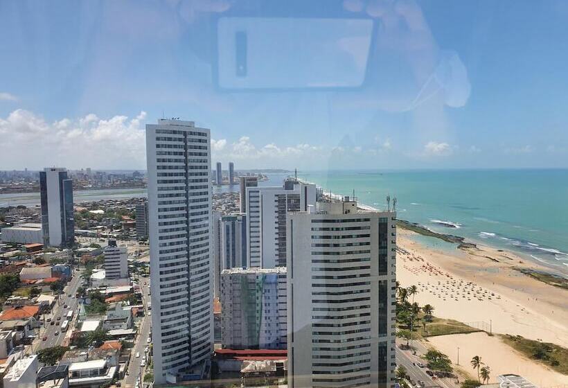 בית מלון כפרי Flat Beach Class Executive