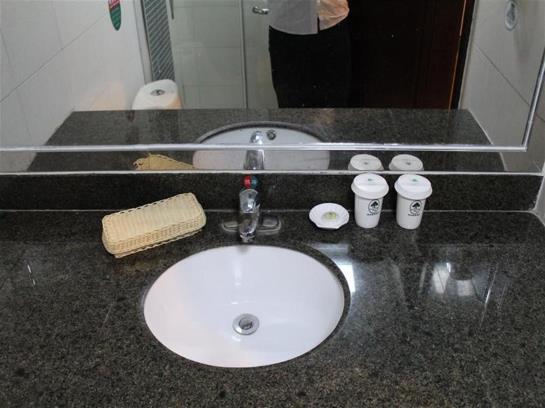 Отель Greentree Alliance Jiangsu Yangzhou Yangtze River Middle Road Jingyi