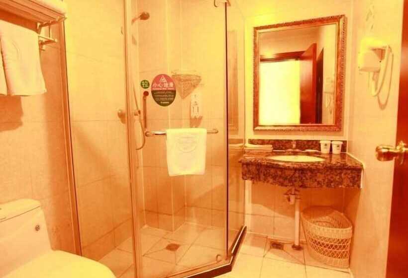 Hotel Greentree Inn Jinan Bus Terminal Station Express