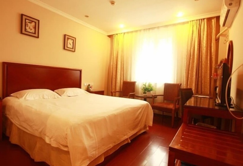 Отель Greentree Inn Jinan Bus Terminal Station Express