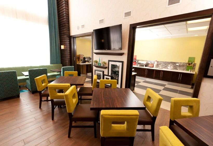 فندق Hampton Inn & Suites By Hilton Regina East Gate