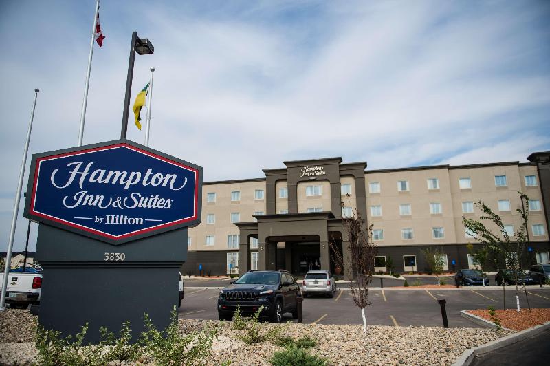 هتل Hampton Inn & Suites By Hilton Regina East Gate