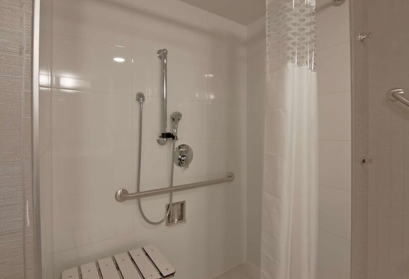 فندق Hampton Inn & Suites By Hilton Toronto Markham