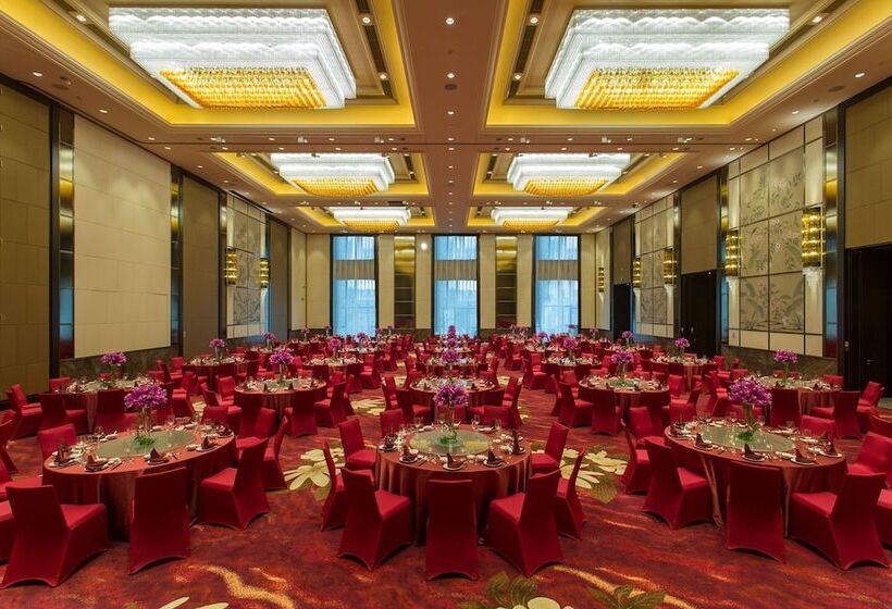 Отель Hilton Changzhou