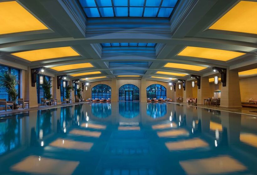 酒店 Hilton Qingdao Golden Beach